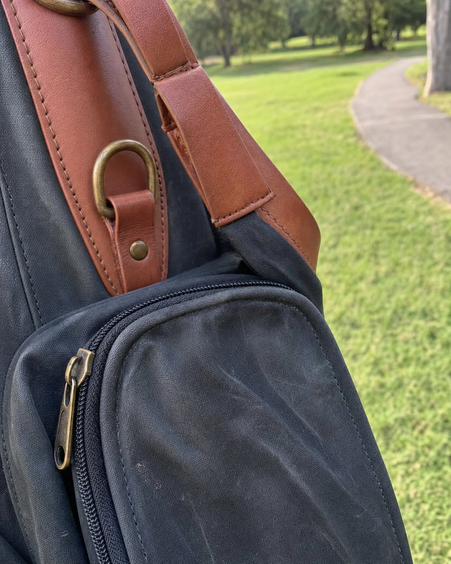 Yellowhammer Clubman Bag PREORDER - Charcoal